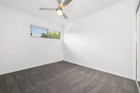 2/64 Kitchener Street, - Photo 3