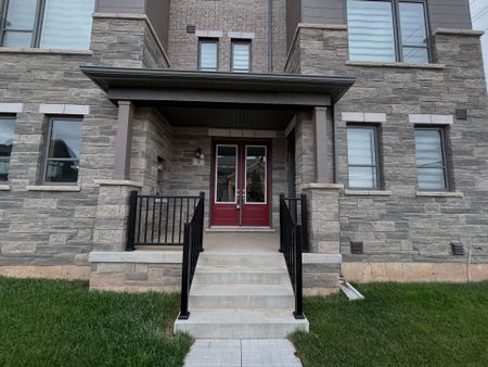 For Lease - 4 Bowbeer Road, Oakville, Ontario - Photo 5