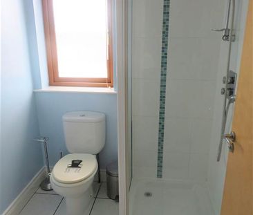 Apt 6 351A Beersbridge Road, Belfast, BT5 5DS - Photo 2