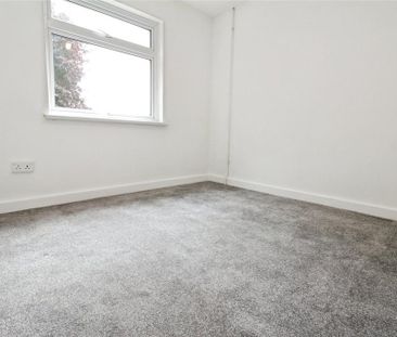 3 bedroom detached house to rent - Photo 4