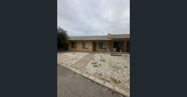 Snug and Comfortable Unit - Salisbury East - Photo 1