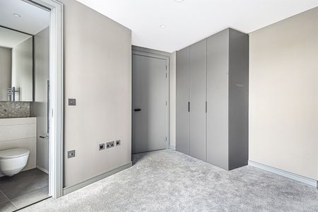 Available from Now - 3 Bed Apartment, Unfurnished - Photo 3