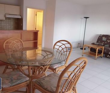 Location Appartement 3 pièces 55m² CARRY LE ROUET 13620 - Photo 2