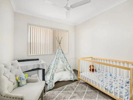 9 Banya Crescent, Springfield Lakes QLD 4300 - Photo 4