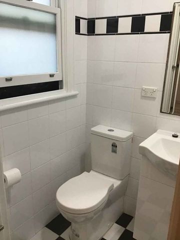 3/3 Tintern Road Ashfield - Photo 5