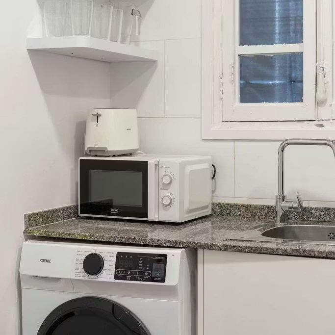 Carrer de Francesc Cubells, Valencia, Valencian Community 46011 - Photo 1