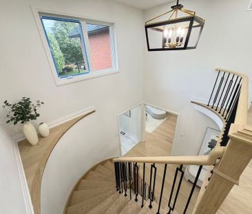 For Lease - 108 Berwick Crescent, Richmond Hill, Ontario - Photo 4
