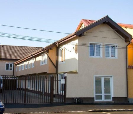 Pensiune 450 mp Central - Fotografie 3