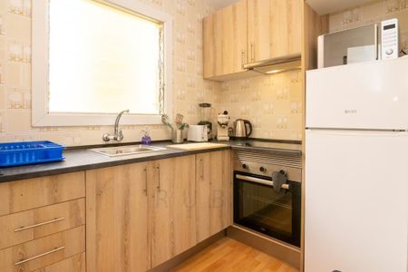 Carrer del Montseny, L'Hospitalet de Llobregat, Catalonia 08904 - Photo 2