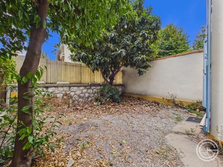 Location Maison 4 pièces 88m² NICE 06100 - Photo 4