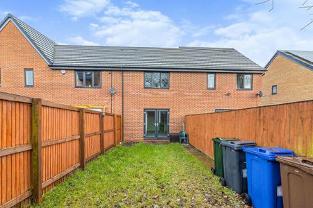2 bedroom terraced house to rent - Photo 2