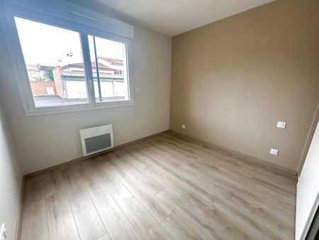 Location Appartement 4 pièces 84m² ALBI 81000 - Photo 3
