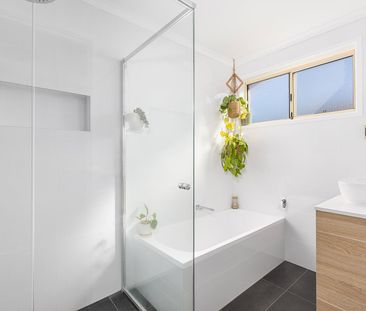 2/3 Parr Place, Karabar NSW 2620 - Townhouse For Rent | Domain - Photo 6