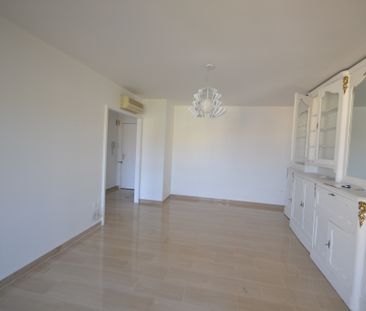 Location Appartement 2 pièces 47m² NICE 06000 - Photo 2