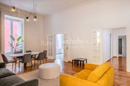 Bright penthouse in the heart of the historic center - Photo 3