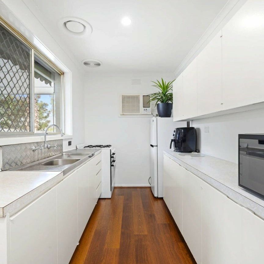 Cosy Family Living - Photo 1