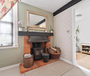 3 bedroom semi-detached house to rent - Photo 1