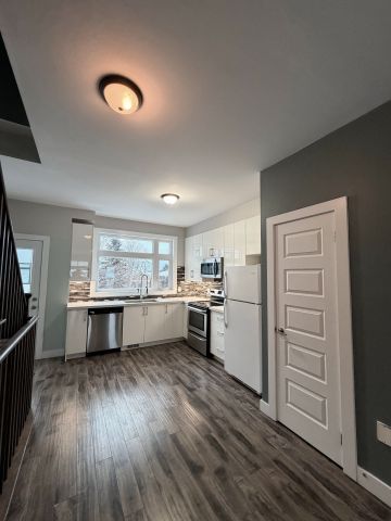 For Lease - 540 Essa Road, Barrie, Ontario - Photo 5