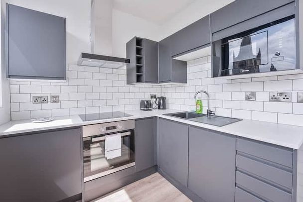 Studio Flat, Campo Lane, S1 - Photo 1