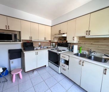 For Lease - 25 whitecap Boulevard Unit# UNIT 29, Toronto, Ontario - Photo 1