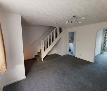 3 Bed Semi-Detached House, Threadgold Close, LE4 - Photo 3