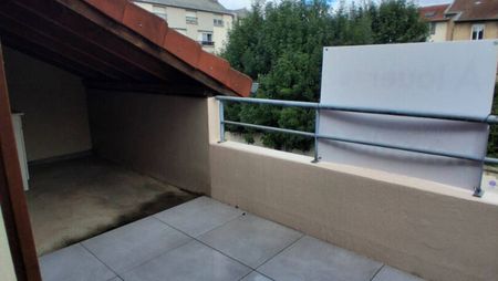 Appartement T2 rénové résidence Les Ducs - Photo 2