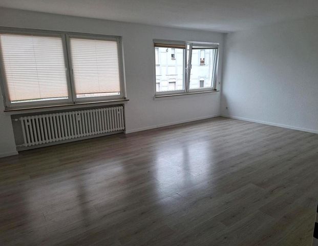 Gelsenkirchen Buer renovierte 2 Zimmerwohnung mit Balkon - Photo 1
