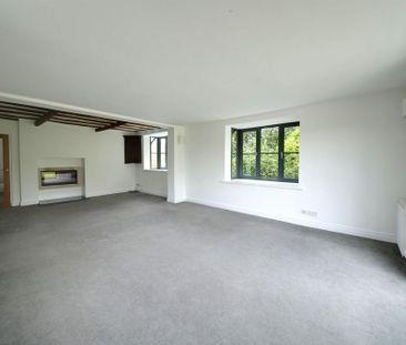 4 bedroom semi-detached house to rent - Photo 4