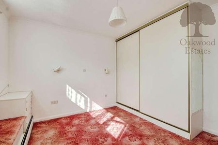 Hythe End Road, Wraysbury, Staines-upon-thames, TW19 - Photo 3
