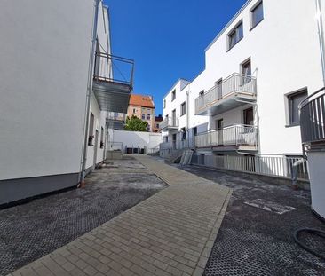 Erstbezug nach Sanierung - Schicke 3- Zimmerwohnung mit Balkon zu v... - Foto 4