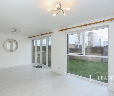 4 bedroom house to rent - Photo 2