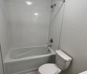 For Lease - 60 Shepherd Drive, Barrie, Ontario - Photo 5