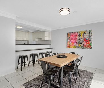 Spacious 2-Bedroom Apartment with River & Ocean Views - Photo 3