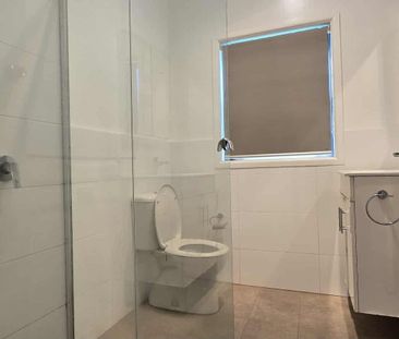 Modern Family Living - Photo 5