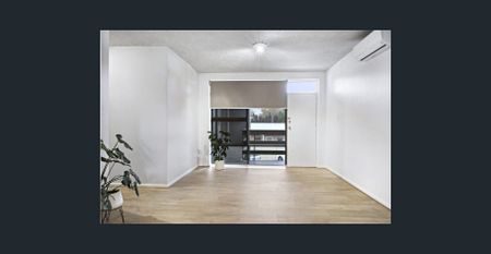 Modern unit in Sought After Location - Photo 4