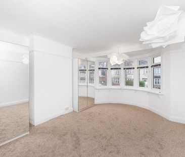 3 bedroom end of terrace house to rent - Photo 4