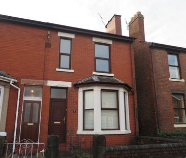 6 bedroom end of terrace house to rent - Photo 5