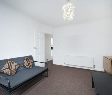 2 bedroom maisonette to rent - Photo 1