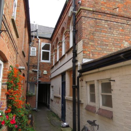 39, Newark, Notts, NG24 - Photo 4