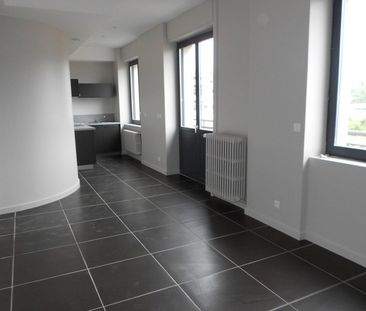 : Appartement 36.83 m² à ST ETIENNE - Photo 1