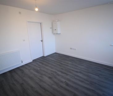 Cherry Tree Walk, Redditch - Photo 6