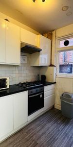 House share to rent - Photo 3