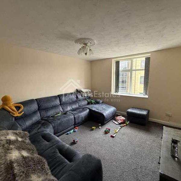 South Street, Dewsbury, WF12 - Photo 1