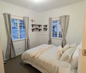 Charming Inner-City Home for Rent – Walk to Bakers Duck & the Toowo... - Photo 5