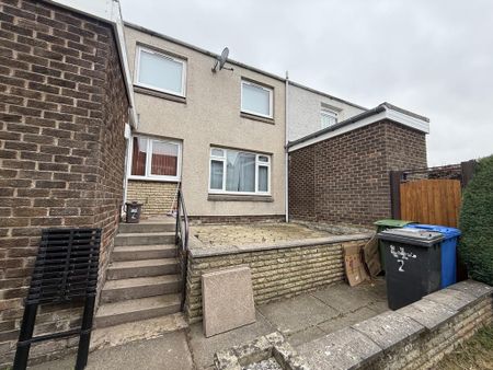 2 bedroom terraced house to rent - Photo 4