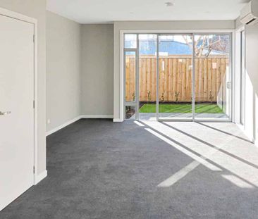 Waterloo Living - Photo 3