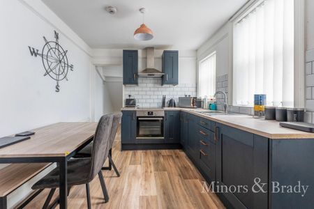 1 bedroom flat to rent - Photo 5
