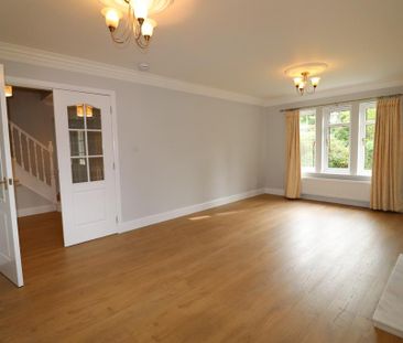4 bedroom detached house to rent - Photo 4