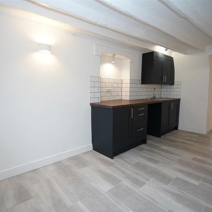 2 bedroom terraced house to rent - Photo 1