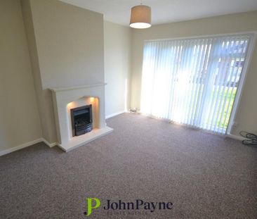 2 bedroom maisonette to rent - Photo 2